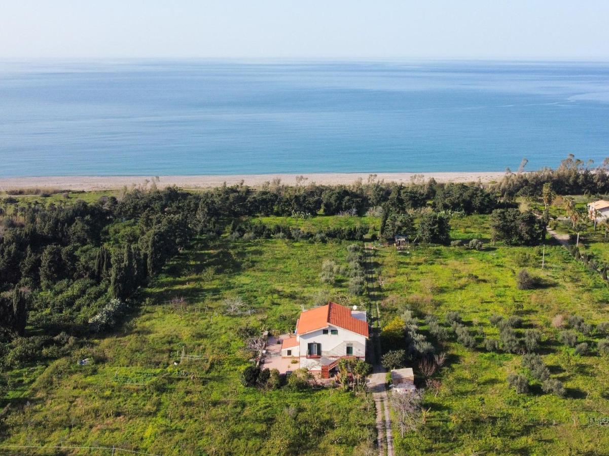 Tenuta Piana1 Con Accesso Diretto Al Mare Caronia Marina エクステリア 写真